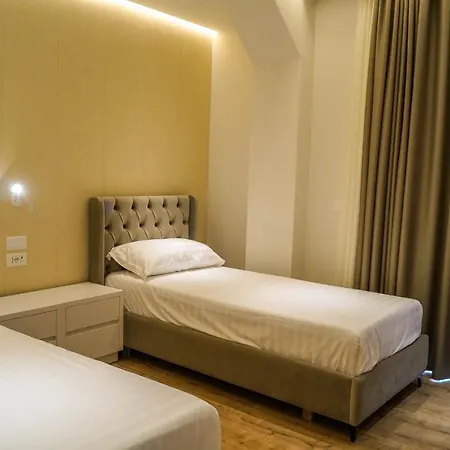 Hotel Red Hill 4*