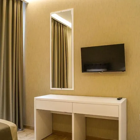 Red Hill Hotel 4*